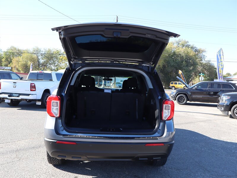 Used 2021 Ford Explorer XLT AWD/4WD image 8