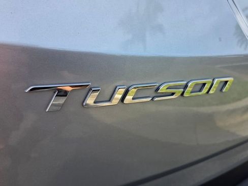 Used 2022 Hyundai Tucson Limited FWD image 14
