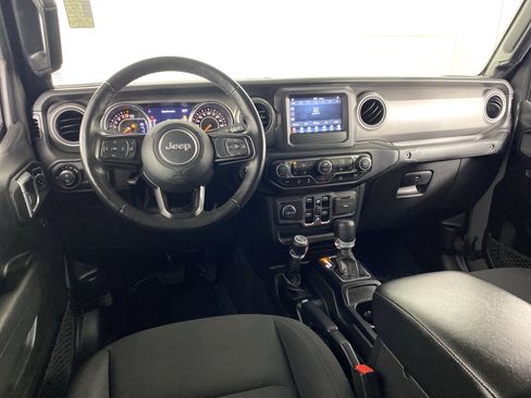 Used 2022 Jeep Gladiator Sport image 18