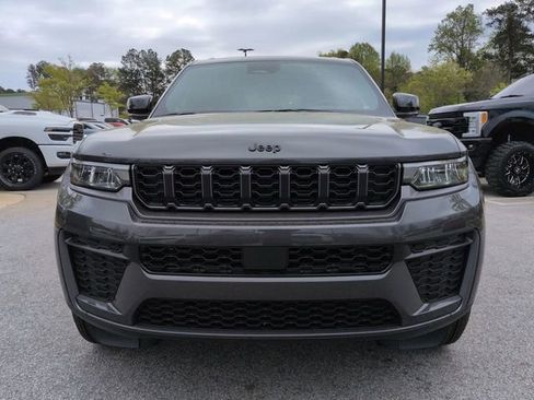 New 2026 Jeep Grand Cherokee L 2WD image 8