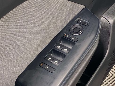 Used 2025 Kia K4 EX FWD image 19