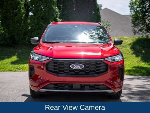 Used 2024 Ford Escape ST-Line w/ Tech Pack #1 AWD/4WD image 2