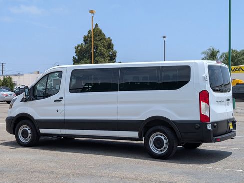 Used 2022 Ford Transit 350 XL image 5