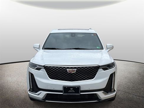 New 2025 Cadillac XT6 Premium Luxury image 6