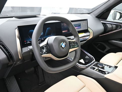 Certified 2025 BMW X3 xDrive30i w/ Premium Package image 11