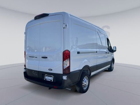New 2026 Ford Transit 250 148 Medium Roof w/ Load Area Protection Package image 7