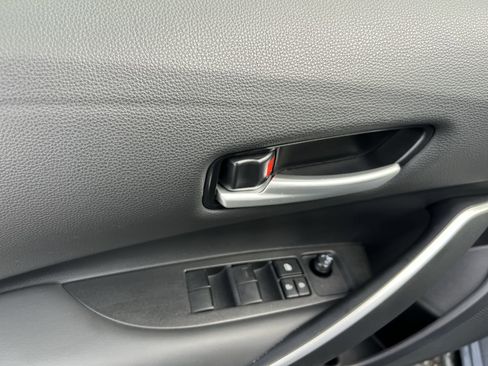 Used 2024 Toyota Corolla SE image 15