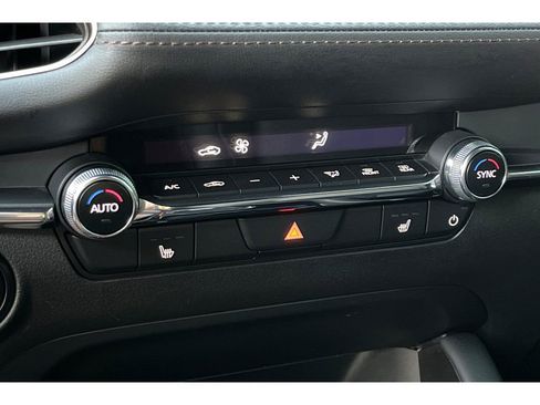 Certified 2024 MAZDA MAZDA3 s image 28
