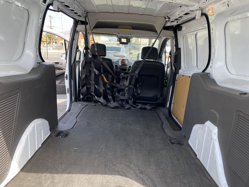 Used 2023 Ford Transit Connect XL FWD image 17
