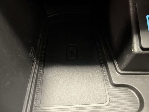 Used 2022 Ford Edge SEL w/ Convenience Package image 26