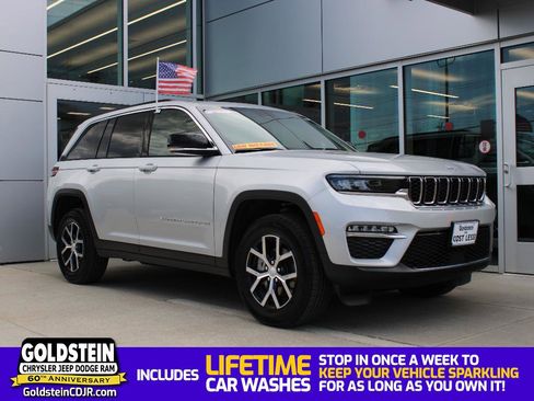 Used 2025 Jeep Grand Cherokee Limited image 1