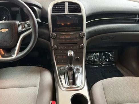 Used 2013 Chevrolet Malibu LS w/ Protection Package FWD image 14