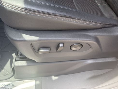 Used 2026 Chevrolet Silverado 1500 High Country AWD/4WD image 18