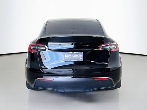 Used 2023 Tesla Model Y Performance AWD/4WD image 6