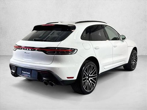 Certified 2025 Porsche Macan Turbo AWD/4WD image 9