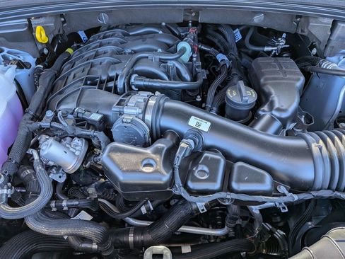 New 2025 Jeep Grand Cherokee Altitude image 35