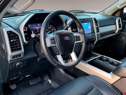 Used 2021 Ford F250 Lariat image 16