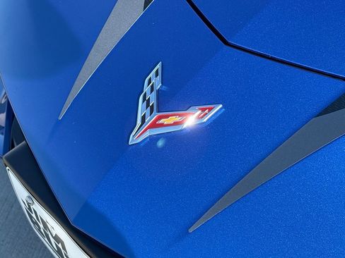 Used 2023 Chevrolet Corvette Stingray Coupe w/ Chrome Exterior Badge Package RWD image 50