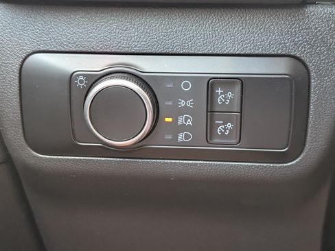 Used 2025 Ford Escape Active AWD/4WD image 20