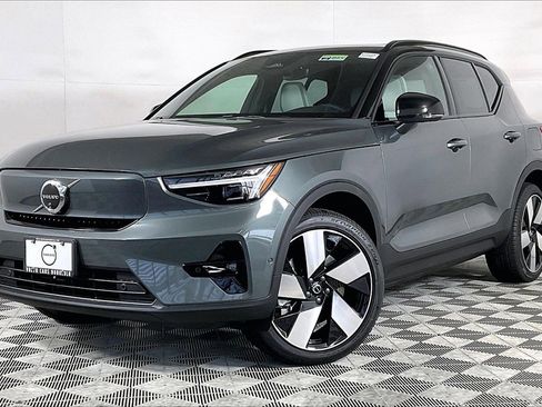 New 2026 Volvo EX40 Plus w/ Climate Package image 1