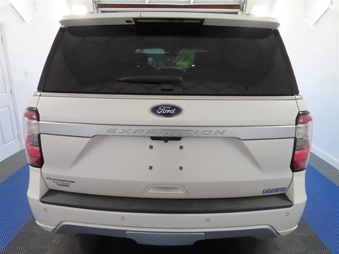 Used 2019 Ford Expedition Platinum AWD/4WD image 12