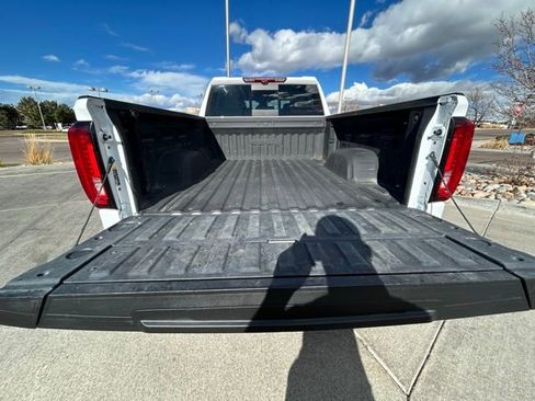 Used 2023 GMC Sierra 1500 AT4 w/ Technology Package image 28