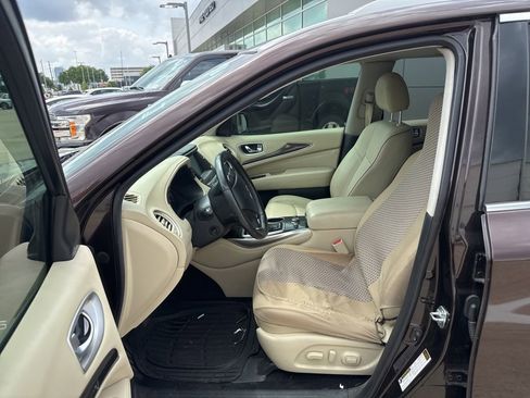 Used 2020 INFINITI QX60 Luxe w/ Essential Package image 2
