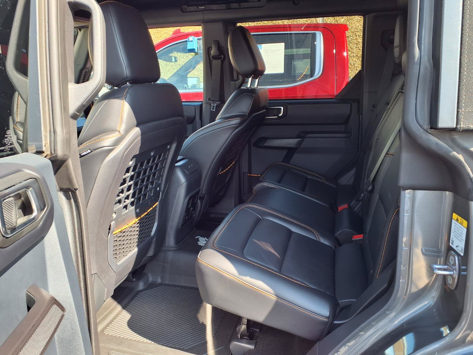 Used 2024 Ford Bronco Badlands AWD/4WD image 13
