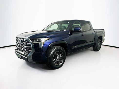 Used 2022 Toyota Tundra Platinum AWD/4WD image 3