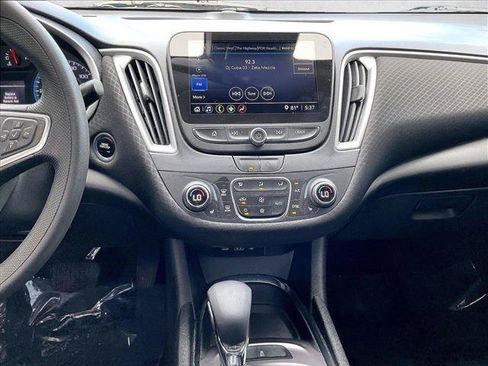 Used 2023 Chevrolet Malibu LT FWD image 8