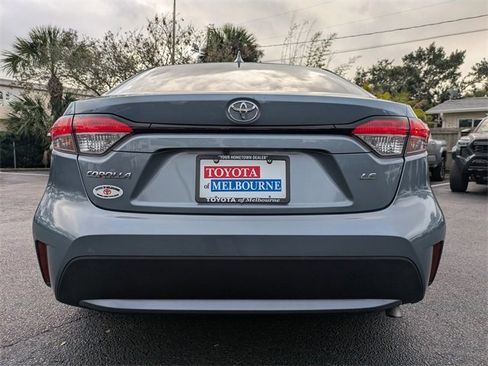 Used 2020 Toyota Corolla LE image 5