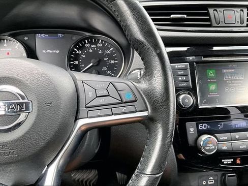 Used 2019 Nissan Rogue SV w/ Premium Package AWD/4WD image 21