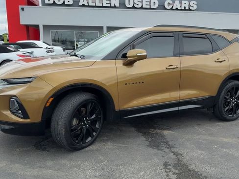 Used 2019 Chevrolet Blazer RS w/ Sun and Wheels Package FWD image 3