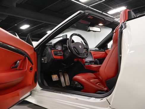 Used 2018 Maserati GranTurismo Sport image 68