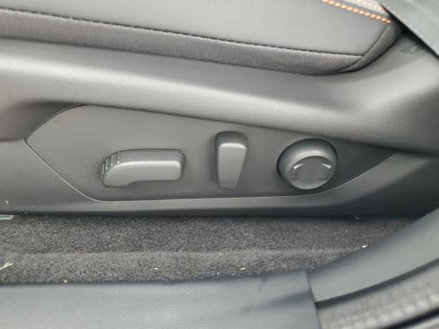 New 2025 Subaru Crosstrek 2.5i Limited w/ Crosstrek Mirror Package image 31