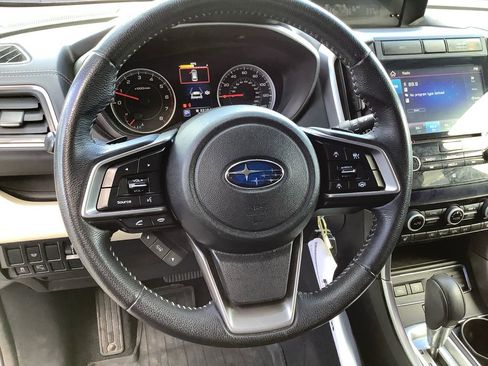 Used 2021 Subaru Ascent Premium AWD/4WD image 9