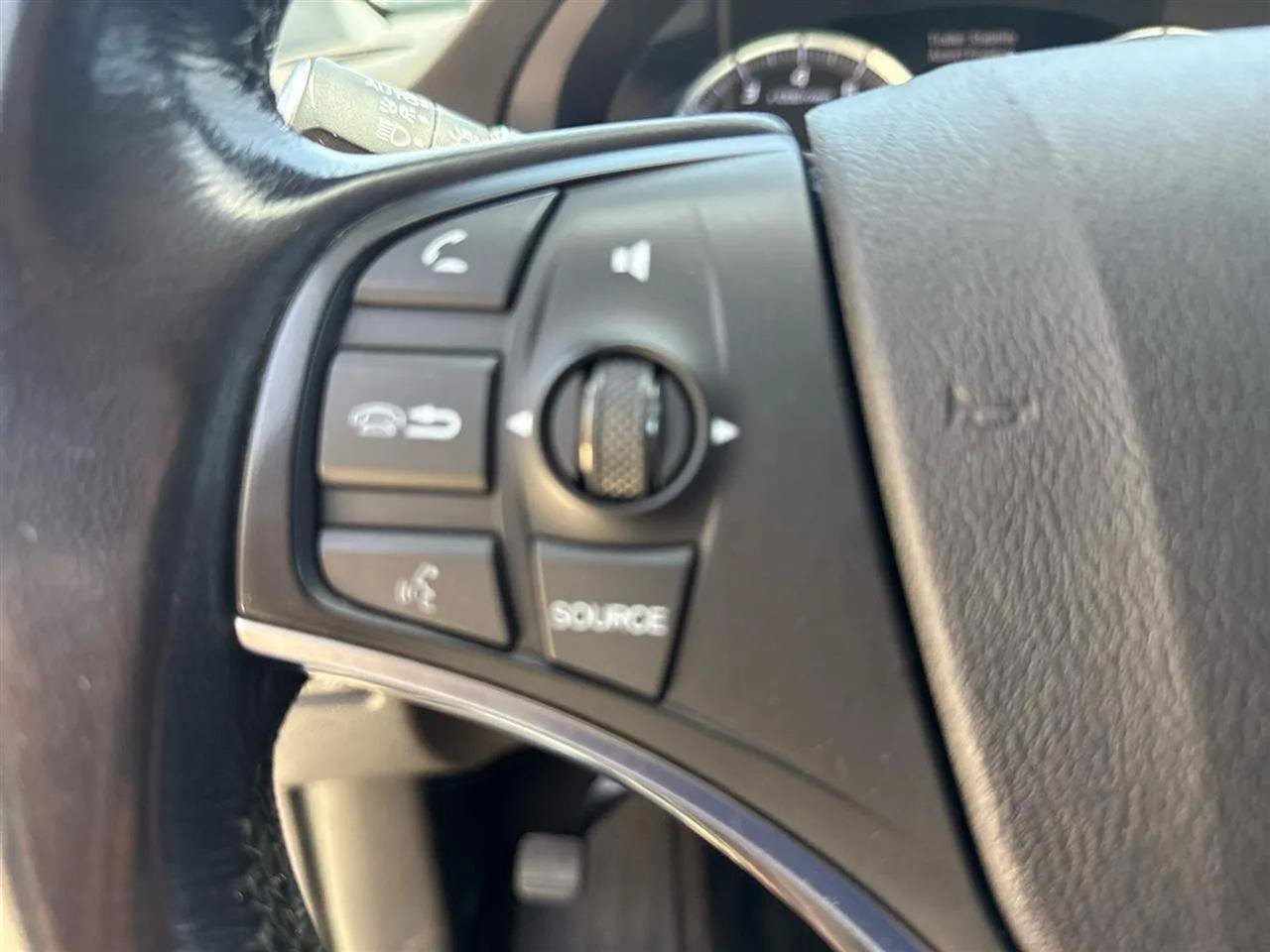 Used 2016 Acura MDX SH-AWD image 30