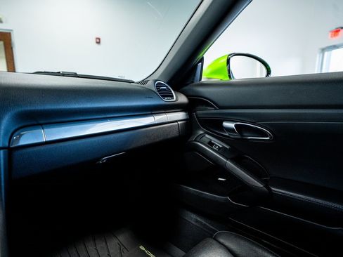 Used 2017 Porsche 718 Boxster S image 46