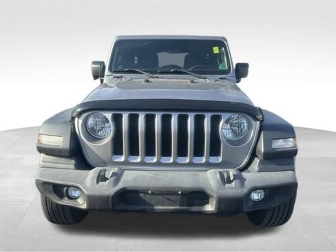 Used 2018 Jeep Wrangler Unlimited Sport image 8