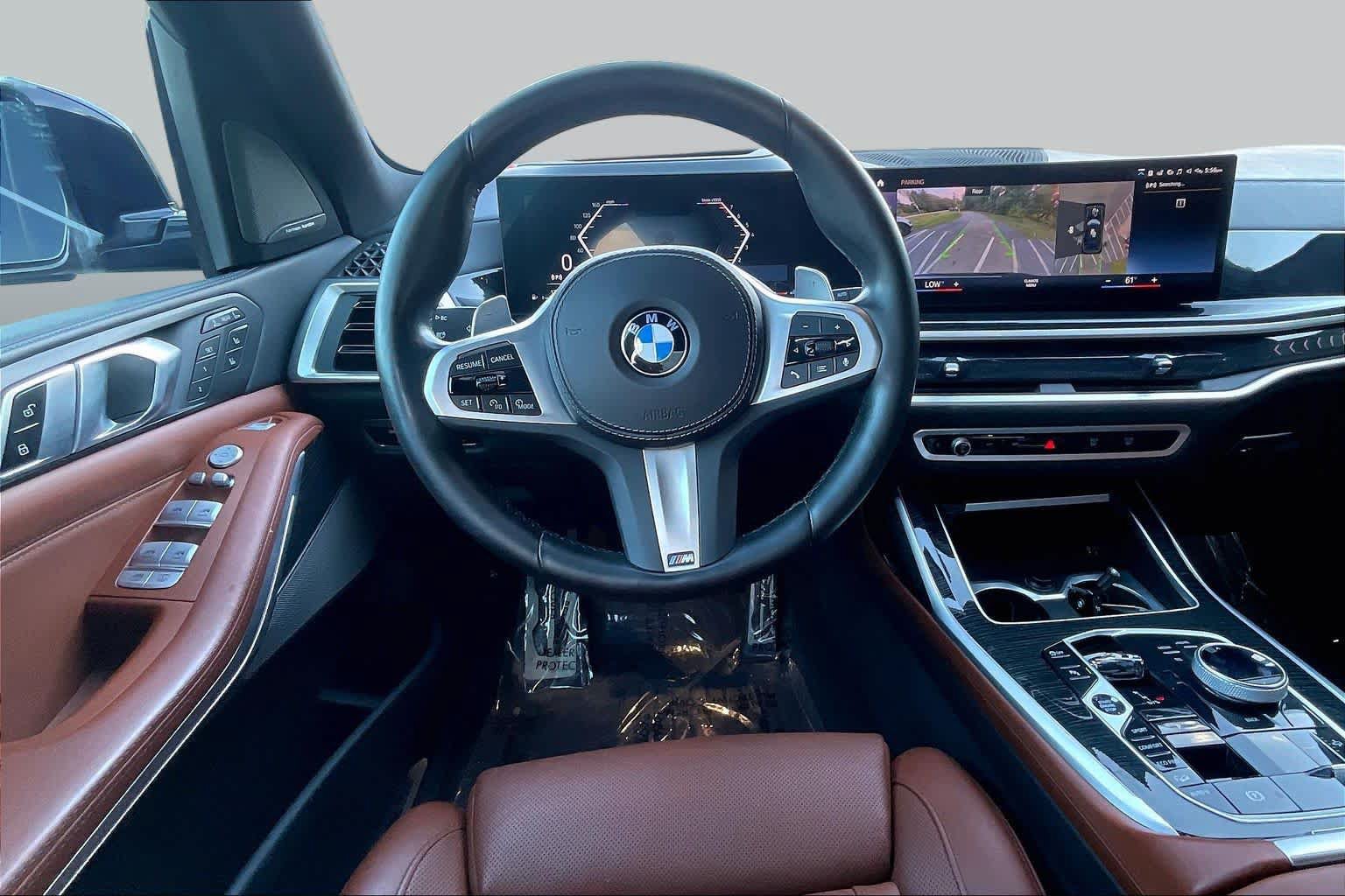 Used 2023 BMW X7 xDrive40i w/ Executive Package AWD/4WD image 5