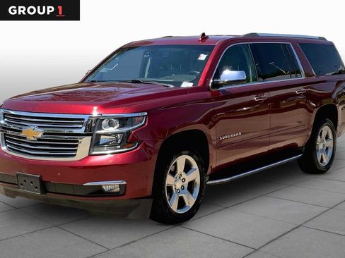 Used 2020 Chevrolet Suburban Premier AWD/4WD image 1