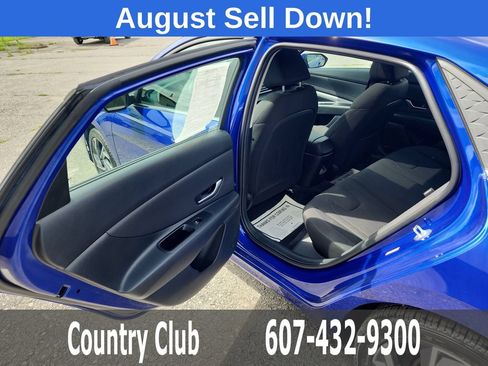 Certified 2024 Hyundai Elantra SEL w/ Convenience Package FWD image 21