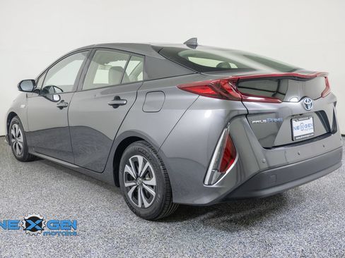 Used 2017 Toyota Prius Prime Premium w/ Carpet Mat Package FWD image 5