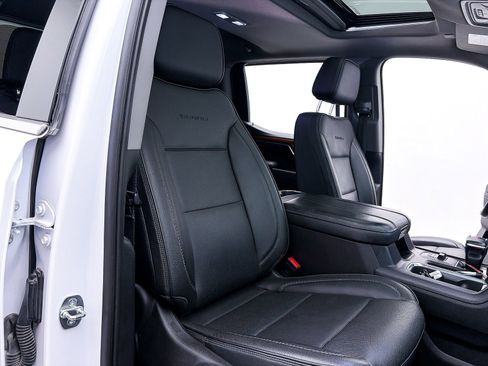 Used 2023 GMC Sierra 1500 Denali w/ Denali Reserve Package AWD/4WD image 37