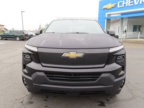 Used 2024 Chevrolet Silverado EV W/T AWD/4WD image 2