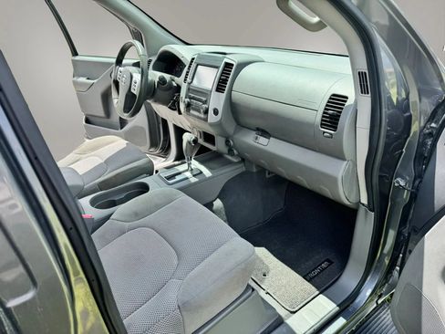 Used 2019 Nissan Frontier SV RWD image 10