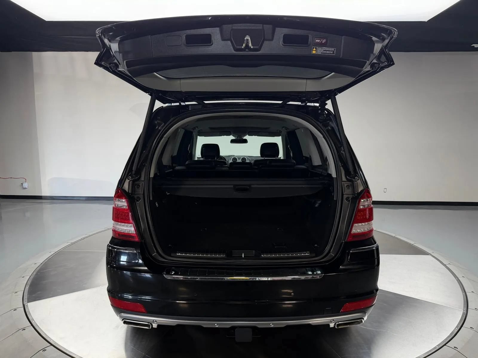 Used 2012 Mercedes-Benz GL 450 4MATIC w/ Premium 1 Pkg image 13