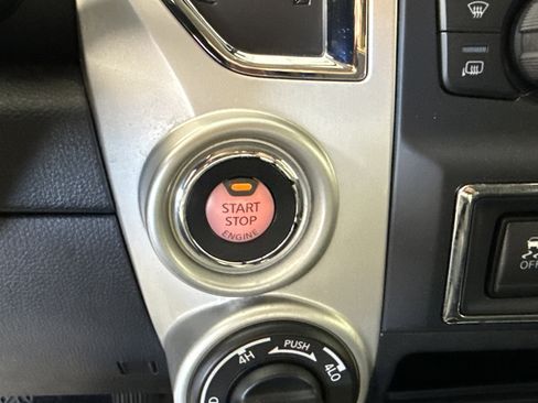 Used 2019 Nissan Titan PRO-4X image 28