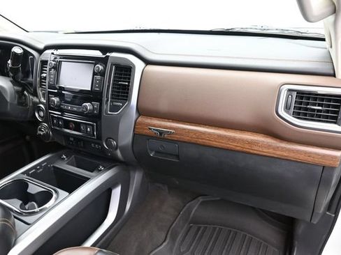 Used 2019 Nissan Titan Platinum Reserve w/ Platinum Utility Package AWD/4WD image 37