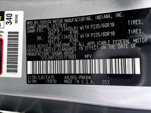 Used 2025 Toyota Sienna XLE w/ XLE Plus Package image 31